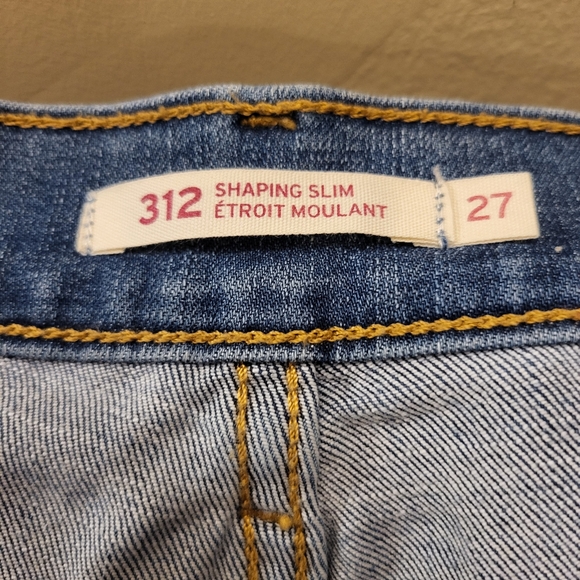 Levis 312 shaping slim boot cut blue jeans, size 27 - Picture 6 of 6